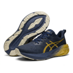 ASICS Novablast 4 Platinum - Blue/Gold
