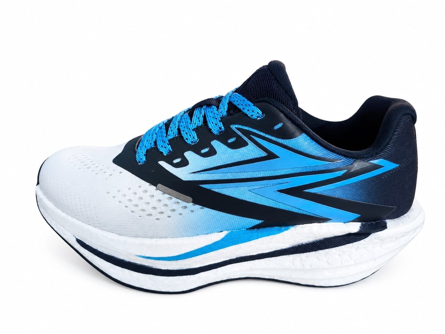 WhatsApp Image 2026-07-11 at 7.28.04 AM (2) (1) Friction Flyburn Carbon Elite/Flam 4 - Blue/White - Image 1