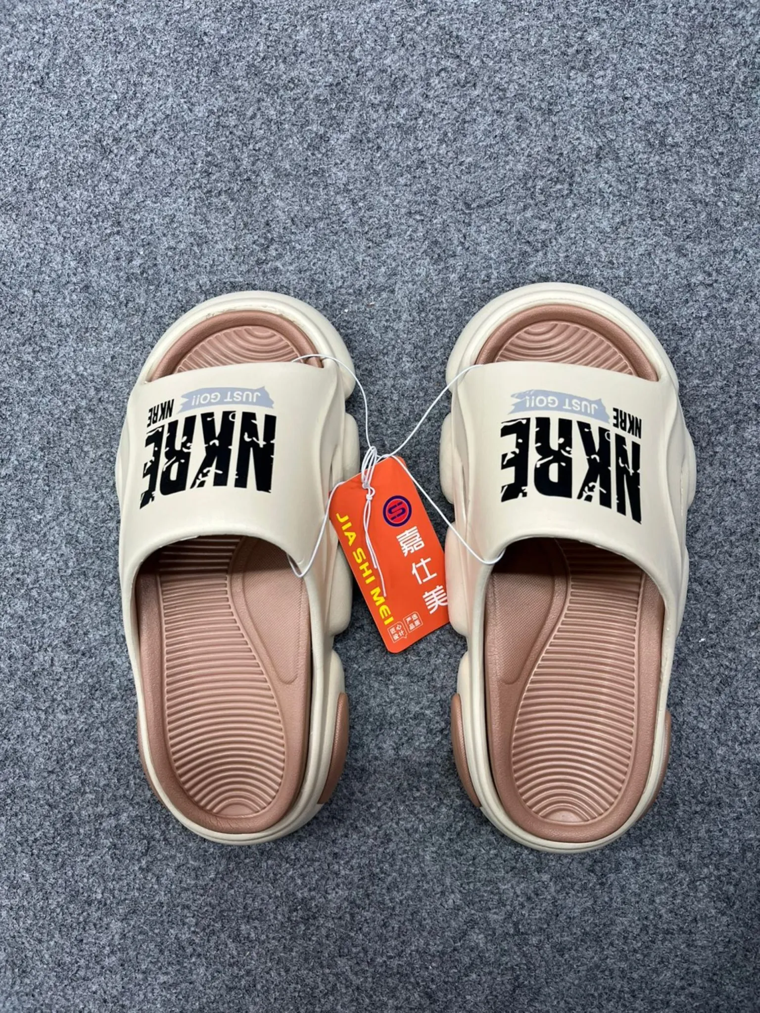 imgi_31_IMG-20260426-WA0041-1536x2048 Mens Garden Clogs Quick Drying Sandals Summer Anti-Slip Beach Clogs off-white Shoes - Image 1