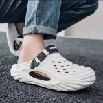 Good Design Breathable Garden Shoes For Men - Image 3