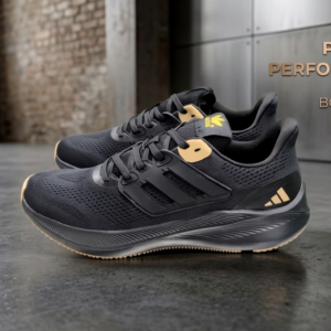 Adidas Pureboost 23 - Black/Metallic Gold
